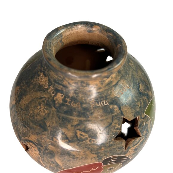 Handcrafted Costa Rican Pottery Vase With Toucan & Leaf Motif - Picture 5 of 9